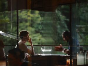 Photo non-verbal communication