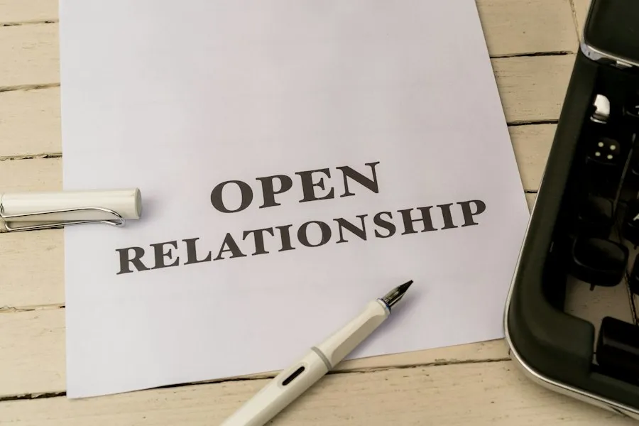 Photo workplace relationships tips
